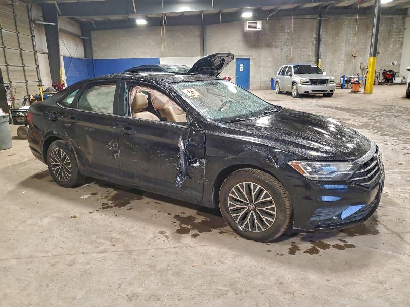 94479205 :رقم المزاد ، 3VWC57BU1KM006958 vin ، 2019 Volkswagen Jetta مزاد بيع