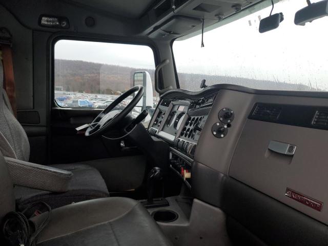 Продажа на аукционе авто 2013 Kenworth T660, vin: 1XKAA48X2DJ354794, номер лота: 93072645