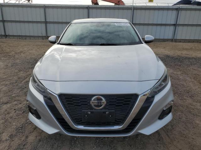93941445 :رقم المزاد ، 1N4BL4EV7KC232260 vin ، 2019 Nissan Altima مزاد بيع
