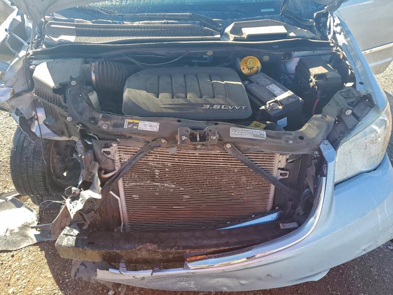 2016 Chrysler Town & Country მანქანა იყიდება აუქციონზე, vin: 2C4RC1BG6GR246811, აუქციონის ნომერი: 94455165