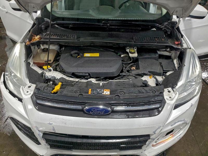 Продаж на аукціоні авто 2016 Ford Escape, vin: 1FMCU0GX7GUA98916, номер лоту: 94239245