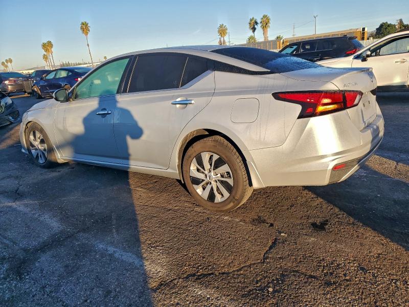 Продажа на аукционе авто 2022 Nissan Altima, vin: 1N4BL4BV3NN403163, номер лота: 94301325