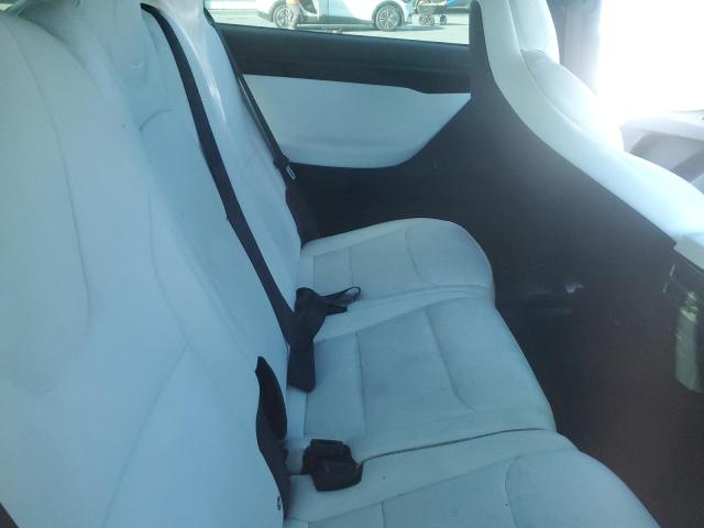 91424845 :رقم المزاد ، 5YJXCDE43KF186128 vin ، 2019 Tesla Model X مزاد بيع