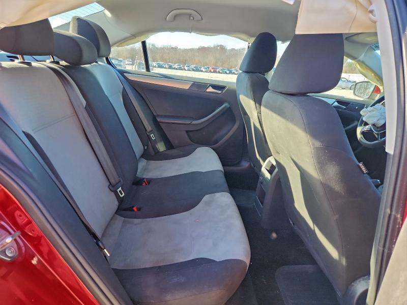 94542205 :رقم المزاد ، 3VW2B7AJ7HM323700 vin ، 2017 Volkswagen Jetta مزاد بيع