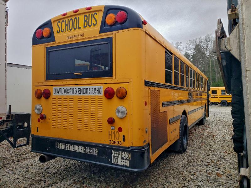 92332635 :رقم المزاد ، 4DRBWAAN8DB300835 vin ، 2013 Ic Corporation Re Series School مزاد بيع