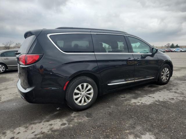 92702065 :رقم المزاد ، 2C4RC1BG4HR711684 vin ، 2017 Chrysler Pacifica مزاد بيع
