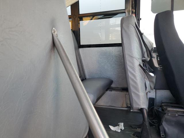 Продаж на аукціоні авто 2007 Freightliner Chassis B2, vin: 4UZABRCS67CX53732, номер лоту: 74088475