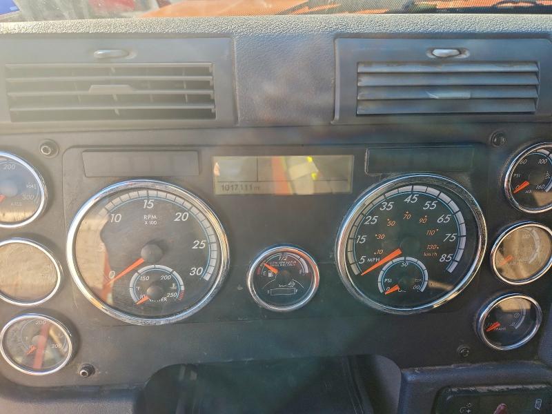 93678765 :رقم المزاد ، 3AKJGLDR0GSGX9576 vin ، 2016 Freigliner Cascadia 125 مزاد بيع