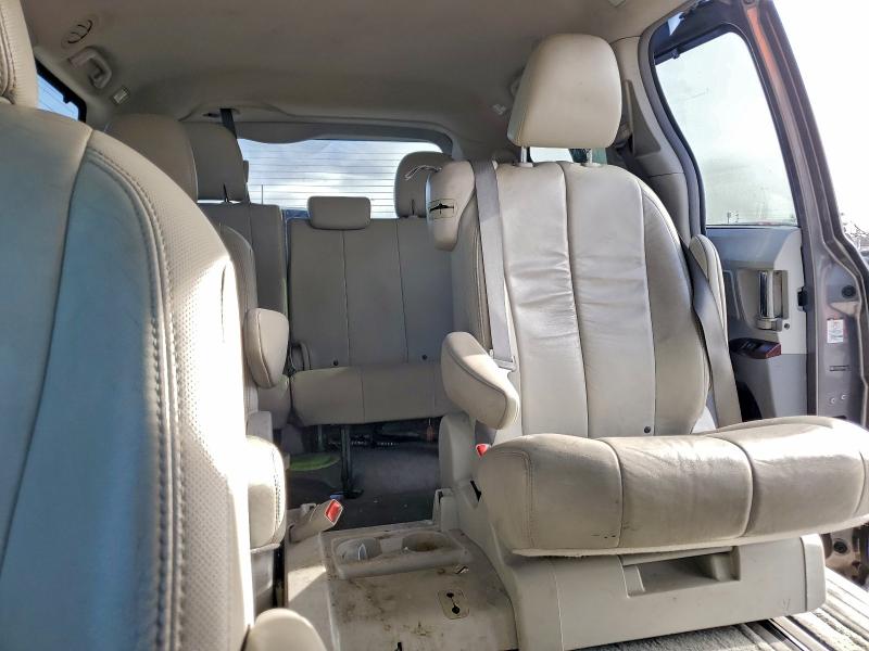 Aukcja sprzedaży 2011 Toyota Sienna, vin: 5TDYK3DC9BS109527, numer aukcji: 94238095