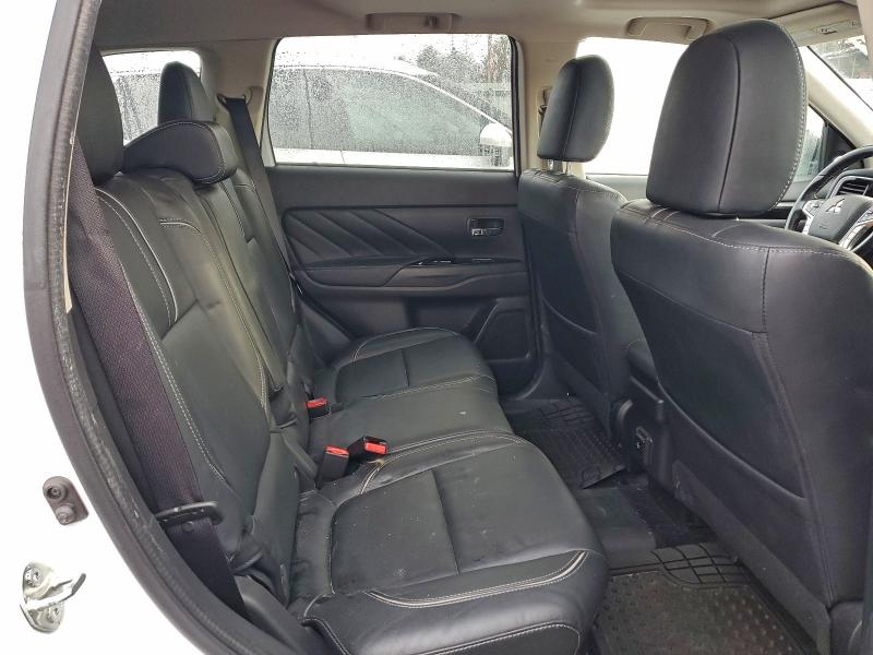 Продажа на аукционе авто 2018 Mitsubishi Outlander, vin: JA4J24A55JZ059343, номер лота: 94047935