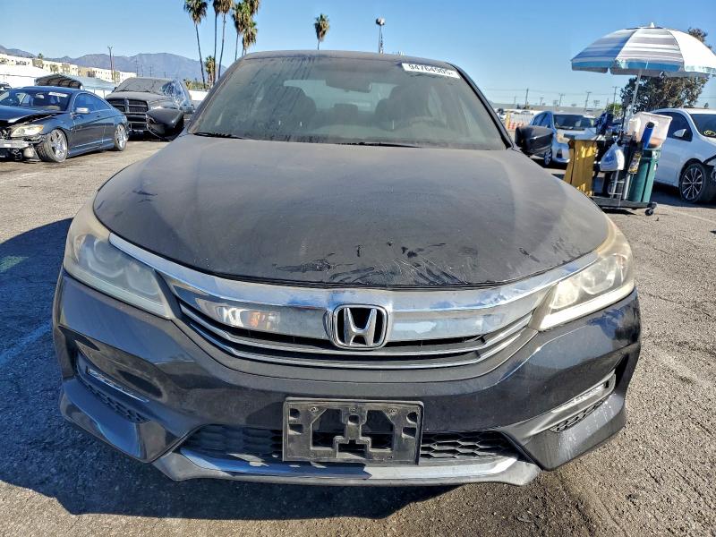 2017 Honda Accord მანქანა იყიდება აუქციონზე, vin: 1HGCR2F54HA055463, აუქციონის ნომერი: 94764905