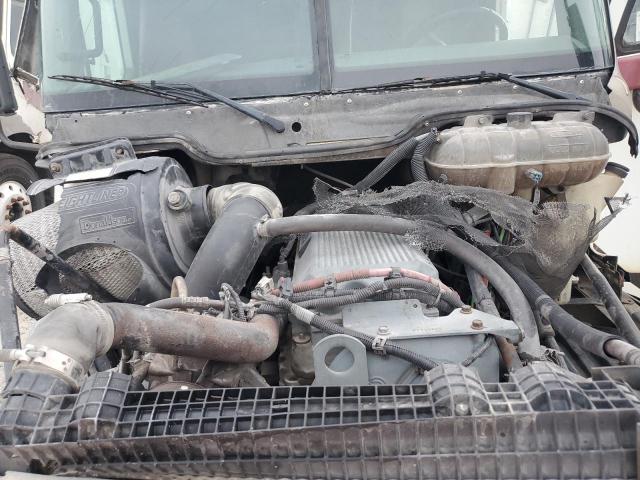 Продажа на аукционе авто 2007 Freightliner Cst120, vin: 1FUJBBCK47LX39512, номер лота: 93721285