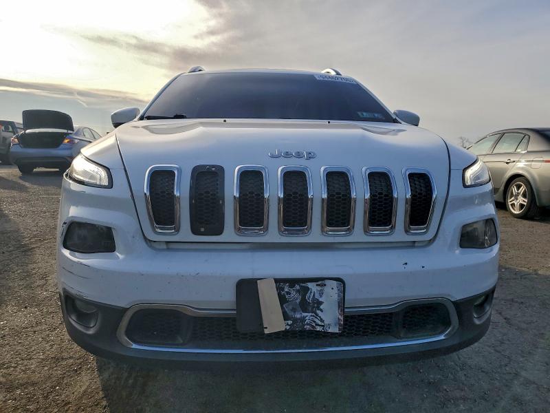 94462755 :رقم المزاد ، 1C4PJMDS5GW215492 vin ، 2016 Jeep Cherokee مزاد بيع