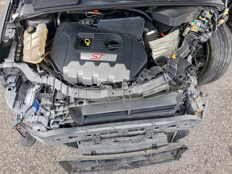 2018 Ford Focus მანქანა იყიდება აუქციონზე, vin: 1FADP3L95JL332109, აუქციონის ნომერი: 93964255