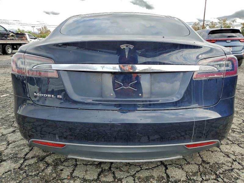 2013 Tesla Model S მანქანა იყიდება აუქციონზე, vin: 5YJSA1CG1DFP04719, აუქციონის ნომერი: 93536635