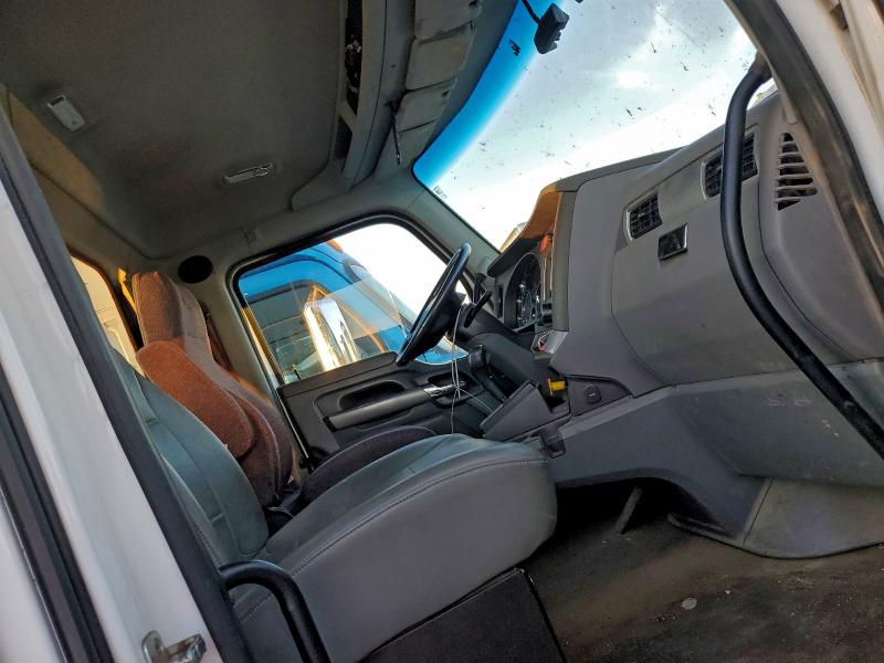 92950465 :رقم المزاد ، 1XKYA48X8GJ496344 vin ، 2016 Kenworth T680 مزاد بيع