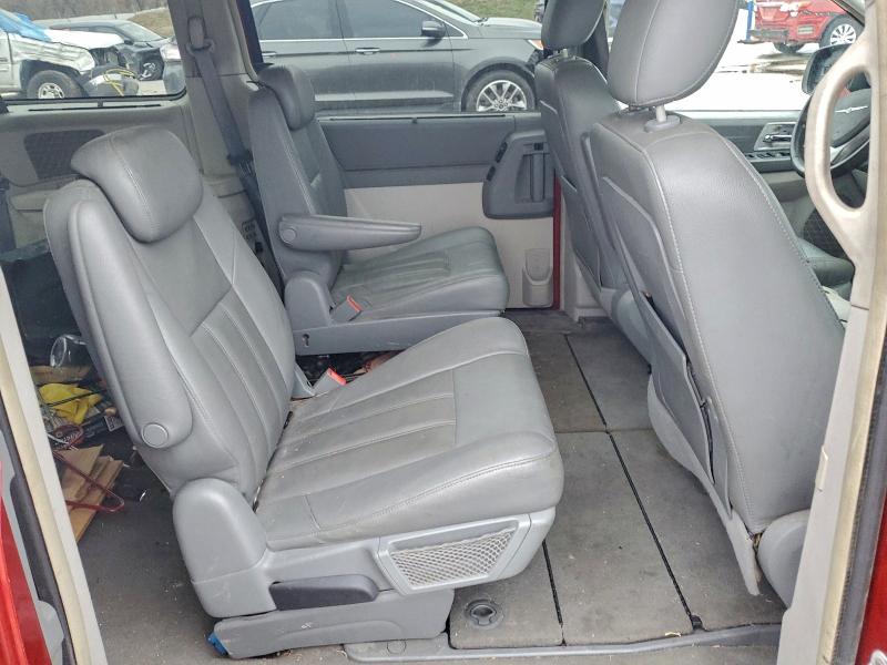 Продажа на аукционе авто 2008 Chrysler Town & Country, vin: 2A8HR54P78R736229, номер лота: 94065745