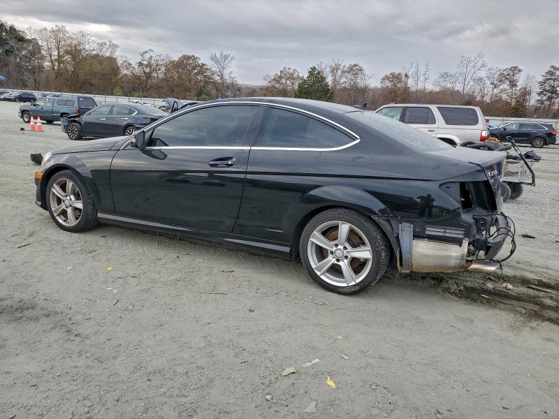 Продаж на аукціоні авто 2015 Mercedes-benz C 250, vin: WDDGJ4HBXFG368457, номер лоту: 87210345