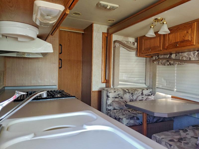 94076455 :رقم المزاد ، 5B4MP67G653406606 vin ، 2005 Workhorse Custom Chassis Motorhome مزاد بيع