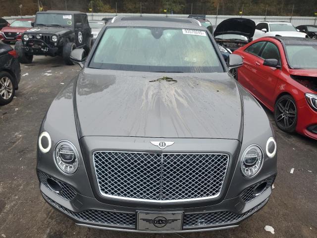 Продаж на аукціоні авто 2018 Bentley Bentayga, vin: SJAAC4ZV3JC017765, номер лоту: 93570245