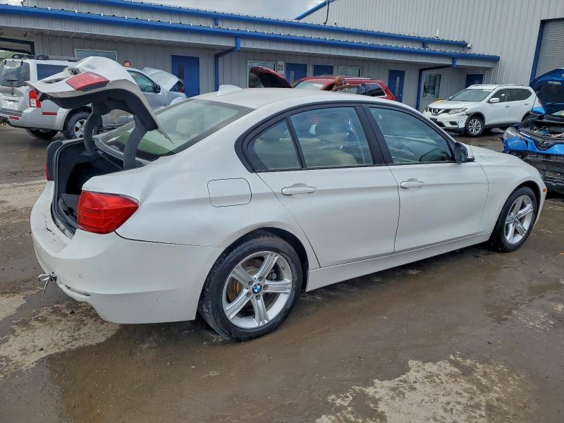 2015 Bmw 320 მანქანა იყიდება აუქციონზე, vin: WBA3C3C52FK201387, აუქციონის ნომერი: 93672475