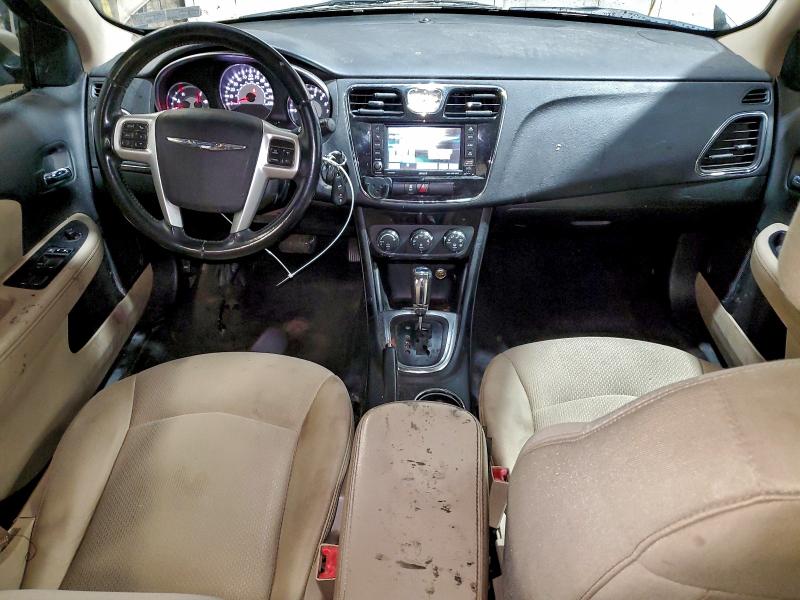 94519855 :رقم المزاد ، 1C3CCBBB1DN585117 vin ، 2013 Chrysler 200 مزاد بيع