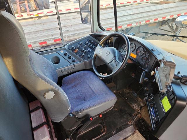 92332905 :رقم المزاد ، 4DRBUSKN3BB370234 vin ، 2011 Icrp 3000 مزاد بيع