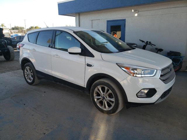 92610675 :رقم المزاد ، 1FMCU9GD5KUC42742 vin ، 2019 Ford Escape Se مزاد بيع