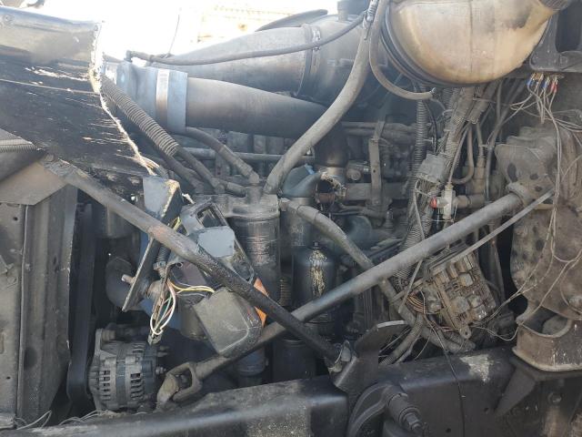 2003 Mack Cv713 მანქანა იყიდება აუქციონზე, vin: 1M2AG12C33M003027, აუქციონის ნომერი: 90996535
