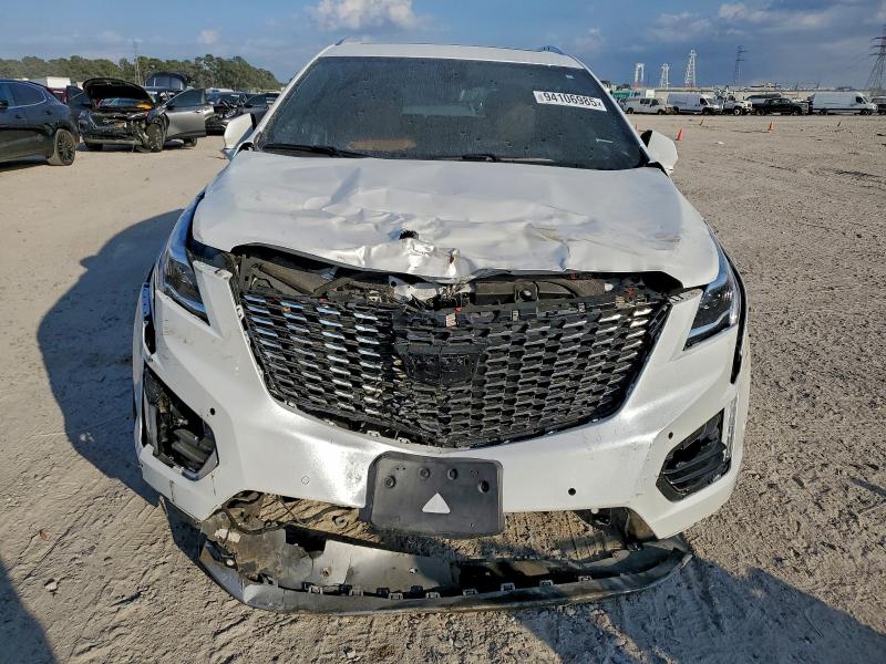 94106985 :رقم المزاد ، 1GYKNCRS5RZ715150 vin ، 2024 Cadillac Xt5 Premiu مزاد بيع