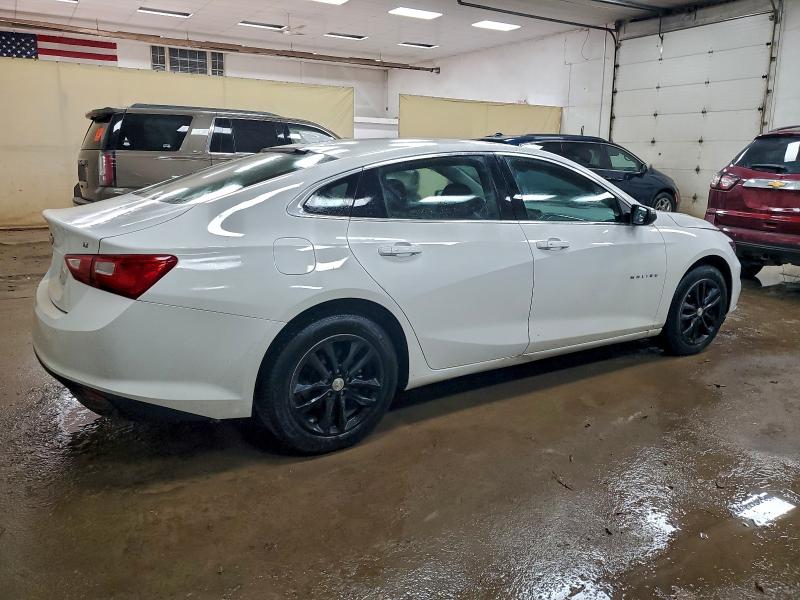 Продаж на аукціоні авто 2018 Chevrolet Malibu, vin: 1G1ZD5ST2JF216360, номер лоту: 93924165