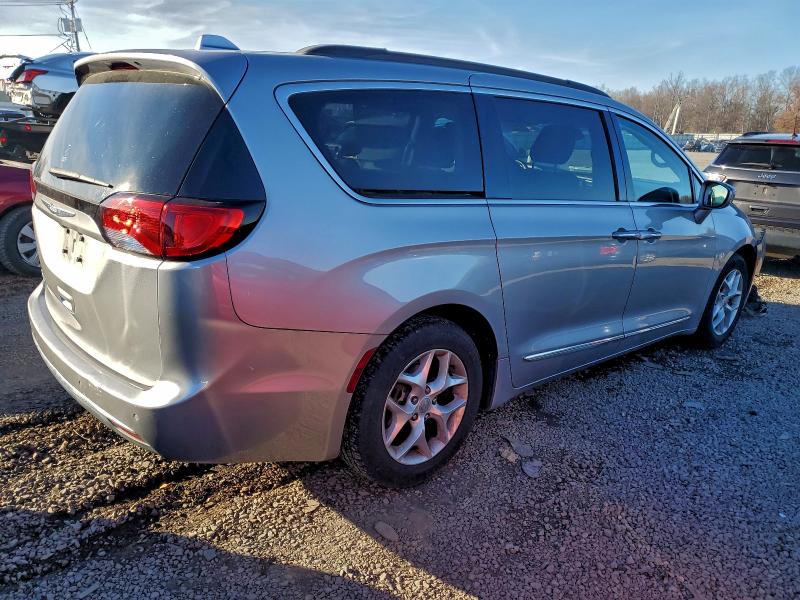 Продаж на аукціоні авто 2017 Chrysler Pacifica T, vin: 2C4RC1BG4HR803684, номер лоту: 93829095