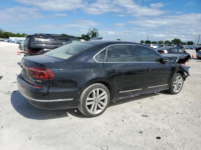 Продаж на аукціоні авто 2017 Volkswagen Passat, vin: 1VWGT7A32HC057881, номер лоту: 92848385