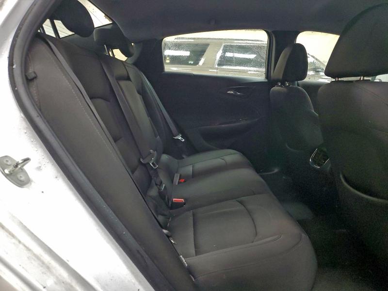 Продаж на аукціоні авто 2018 Chevrolet Malibu, vin: 1G1ZD5ST2JF216360, номер лоту: 93924165