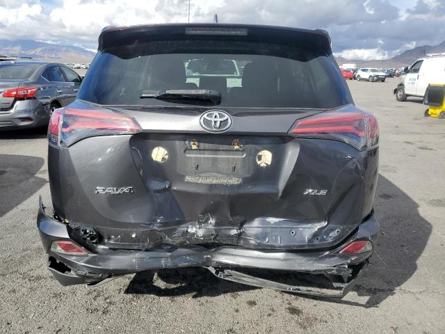 92756065 :رقم المزاد ، JTMWFREV0JJ175992 vin ، 2018 Toyota Rav4 مزاد بيع