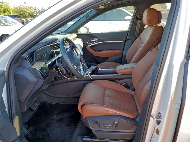 Продажа на аукционе авто 2024 Audi Q8 E-tron, vin: WA16AAGE7RB016268, номер лота: 94553885