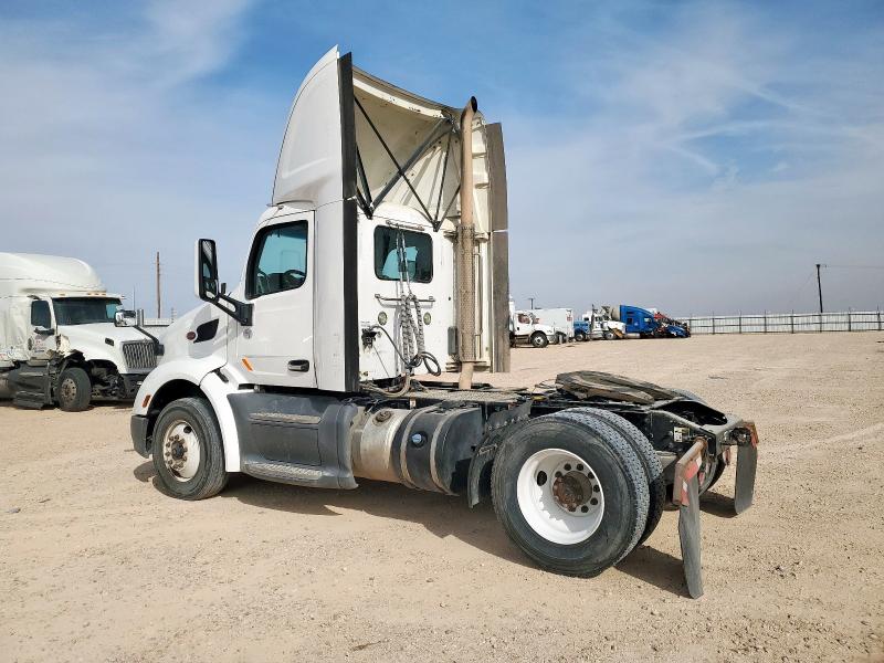 93058785 :رقم المزاد ، 1XPBA48X1KD622101 vin ، 2019 Peterbilt 579 مزاد بيع