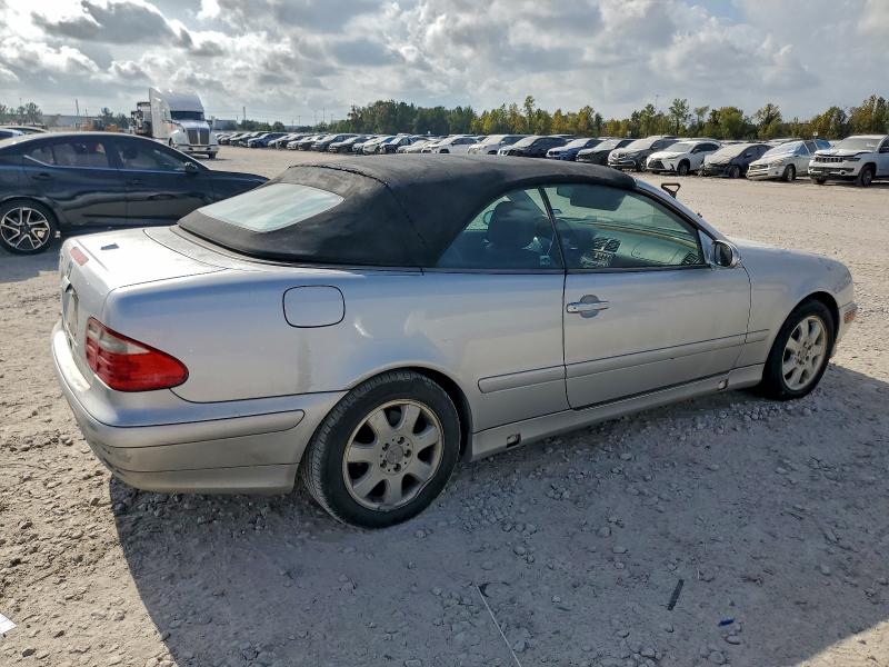 93620155 :رقم المزاد ، WDBLK65G32T118060 vin ، 2002 Mercedes-benz Clk مزاد بيع