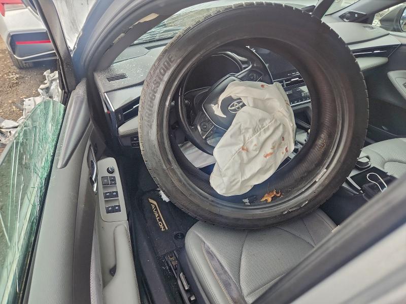 94035525 :رقم المزاد ، 4T1BZ1FB2KU020528 vin ، 2019 Toyota Avalon مزاد بيع