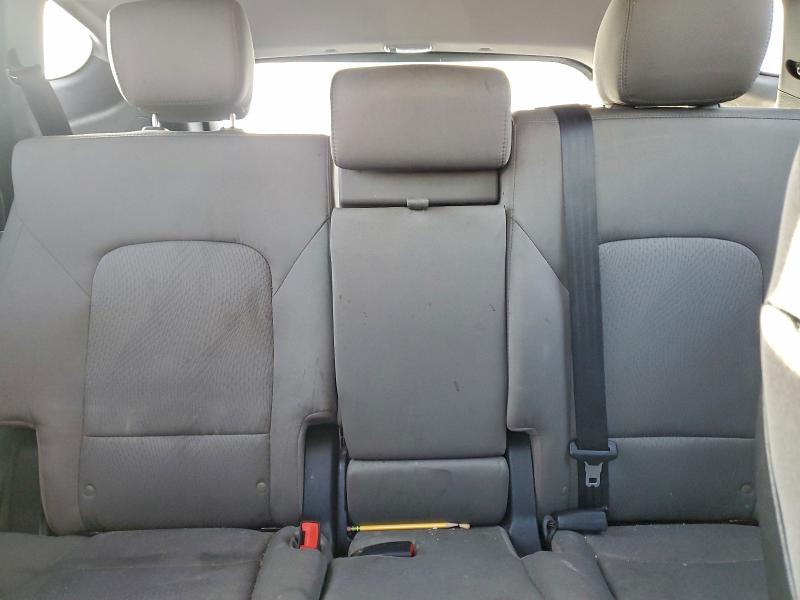 94069855 :رقم المزاد ، 5NMZUDLB3JH074868 vin ، 2018 Hyundai Santa Fe S مزاد بيع