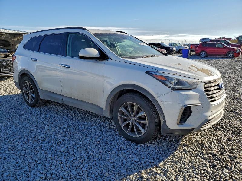 2017 Hyundai Santa Fe S მანქანა იყიდება აუქციონზე, vin: KM8SM4HFXHU180102, აუქციონის ნომერი: 94002135