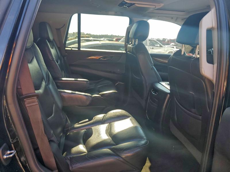 94124045 :رقم المزاد ، 1GYS4BKJ1KR137777 vin ، 2019 Cadillac Escalade مزاد بيع