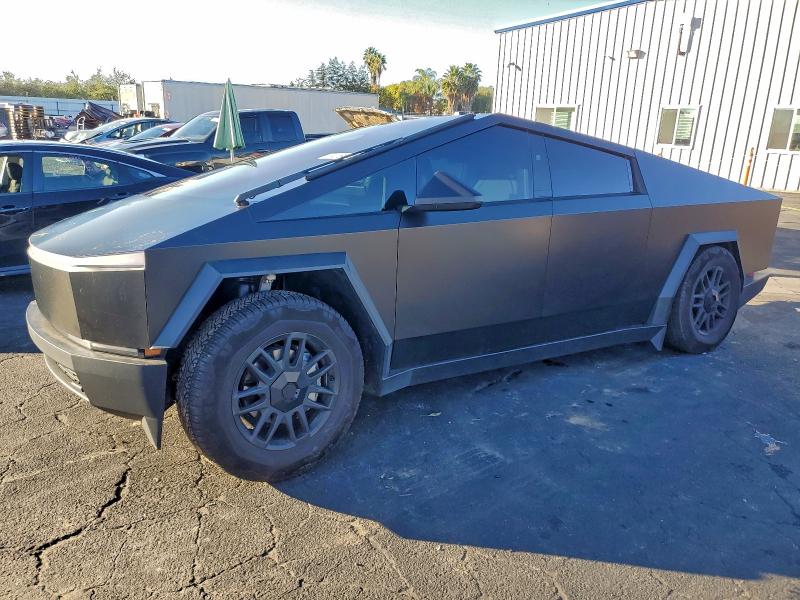 Auction sale of the 2025 Tesla Cybertruck, vin: 7G2CEHED2SA069408, lot number: 94164925