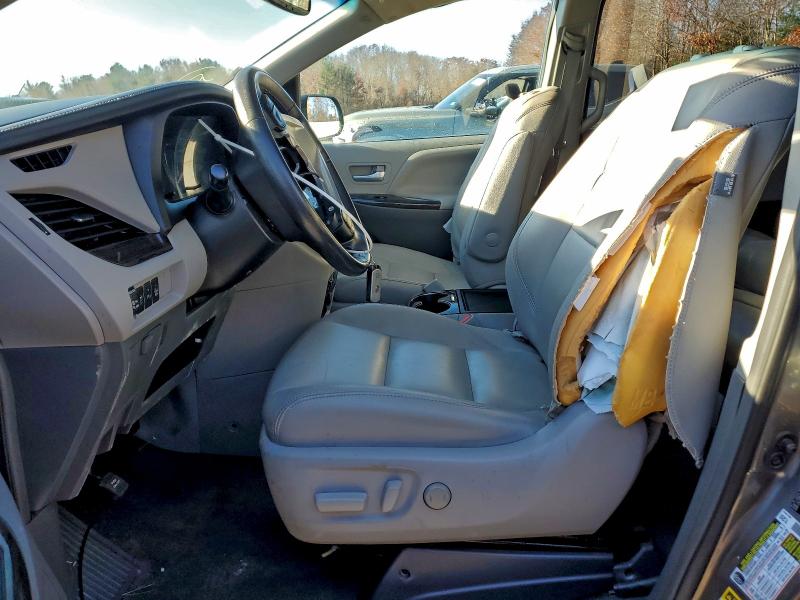Продаж на аукціоні авто 2017 Toyota Sienna, vin: 5TDYZ3DC7HS839036, номер лоту: 94138835
