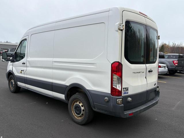 92026735 :رقم المزاد ، 1FTNR2CM3FKA00707 vin ، 2015 Ford Transit T- مزاد بيع