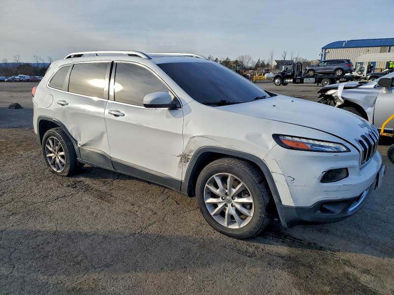 94462755 :رقم المزاد ، 1C4PJMDS5GW215492 vin ، 2016 Jeep Cherokee مزاد بيع