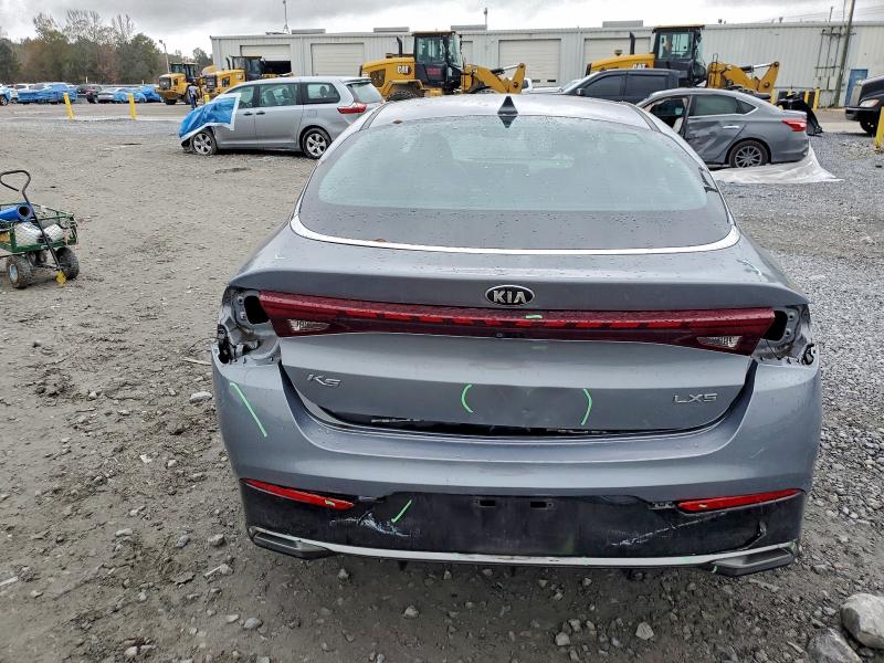 93522525 :رقم المزاد ، 5XXG14J26MG023211 vin ، 2021 Kia K5 Lxs مزاد بيع