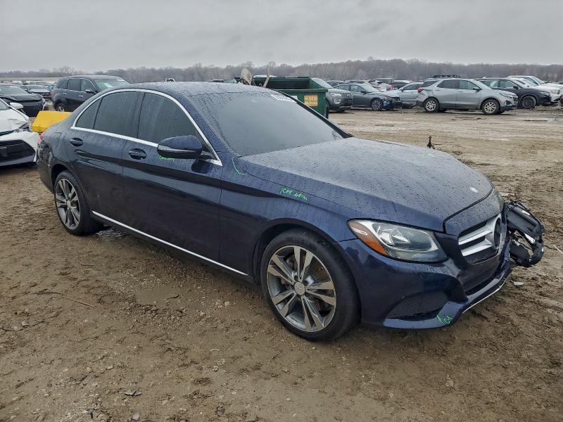 93905085 :رقم المزاد ، 55SWF4KB7GU118829 vin ، 2016 Mercedes-benz C مزاد بيع