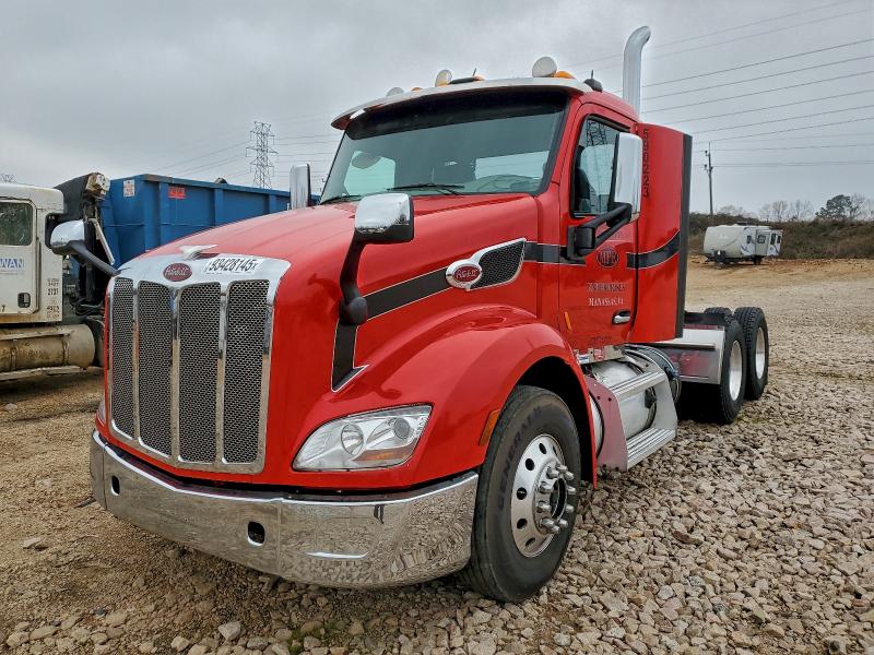 Продаж на аукціоні авто 2020 Peterbilt Tractor 579, vin: 1XPBDP9XXLD711058, номер лоту: 93428145