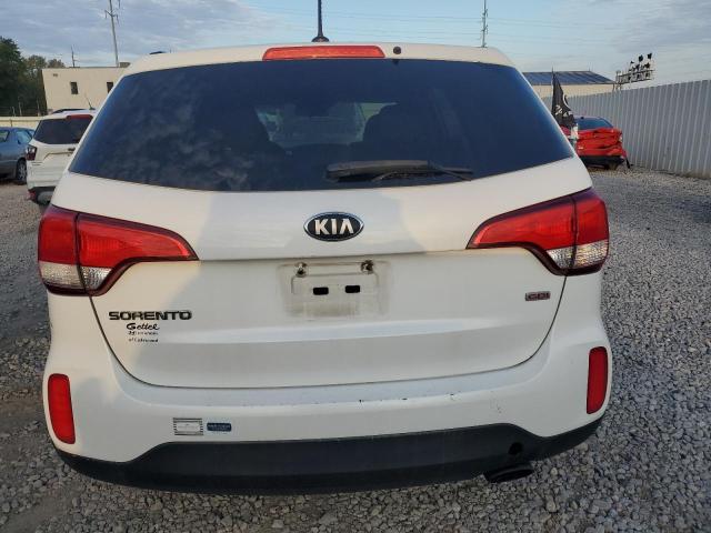 Auction sale of the 2015 Kia Sorento Lx, vin: 5XYKT3A60FG635985, lot number: 93698475